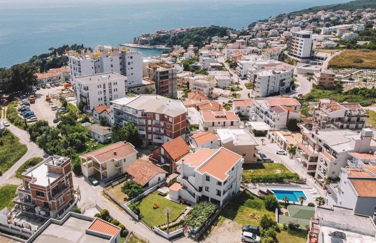 Apartments Radosevic Улцинь Экстерьер фото